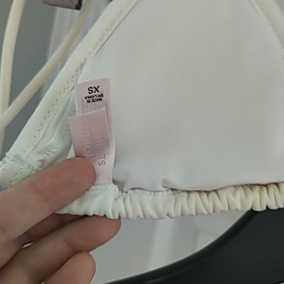 Victoria's Secret Pink & White Bikini - Picture 6 of 11